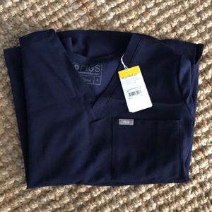 Figs Catalina One Pocket Scrub Top